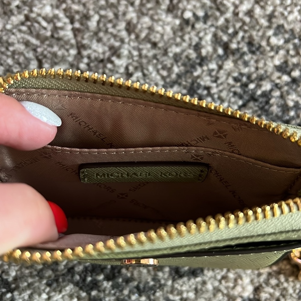 Michael Kors - Picture 3 of 5
